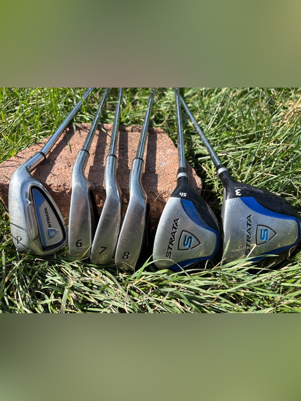 Callaway Strata Golf Set - Silver and Blue Accents